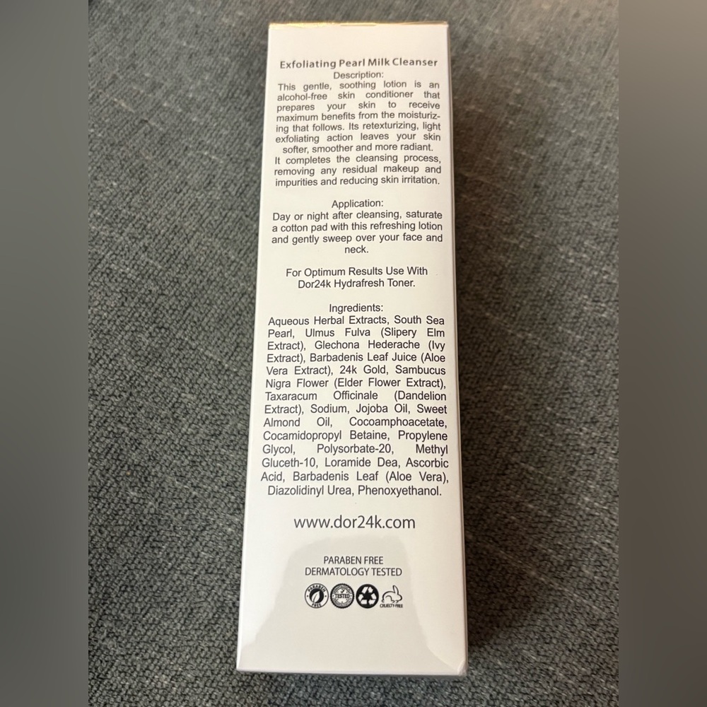 D'OR24K Prestige Exfoliating Pearl Milk Cleanser - Gold and White - Picture 2 of 2